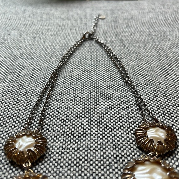 ✨ Talbots Sun Burst Gold and Pearl-like cabochon Statement Necklace ✨ - Picture 12 of 17